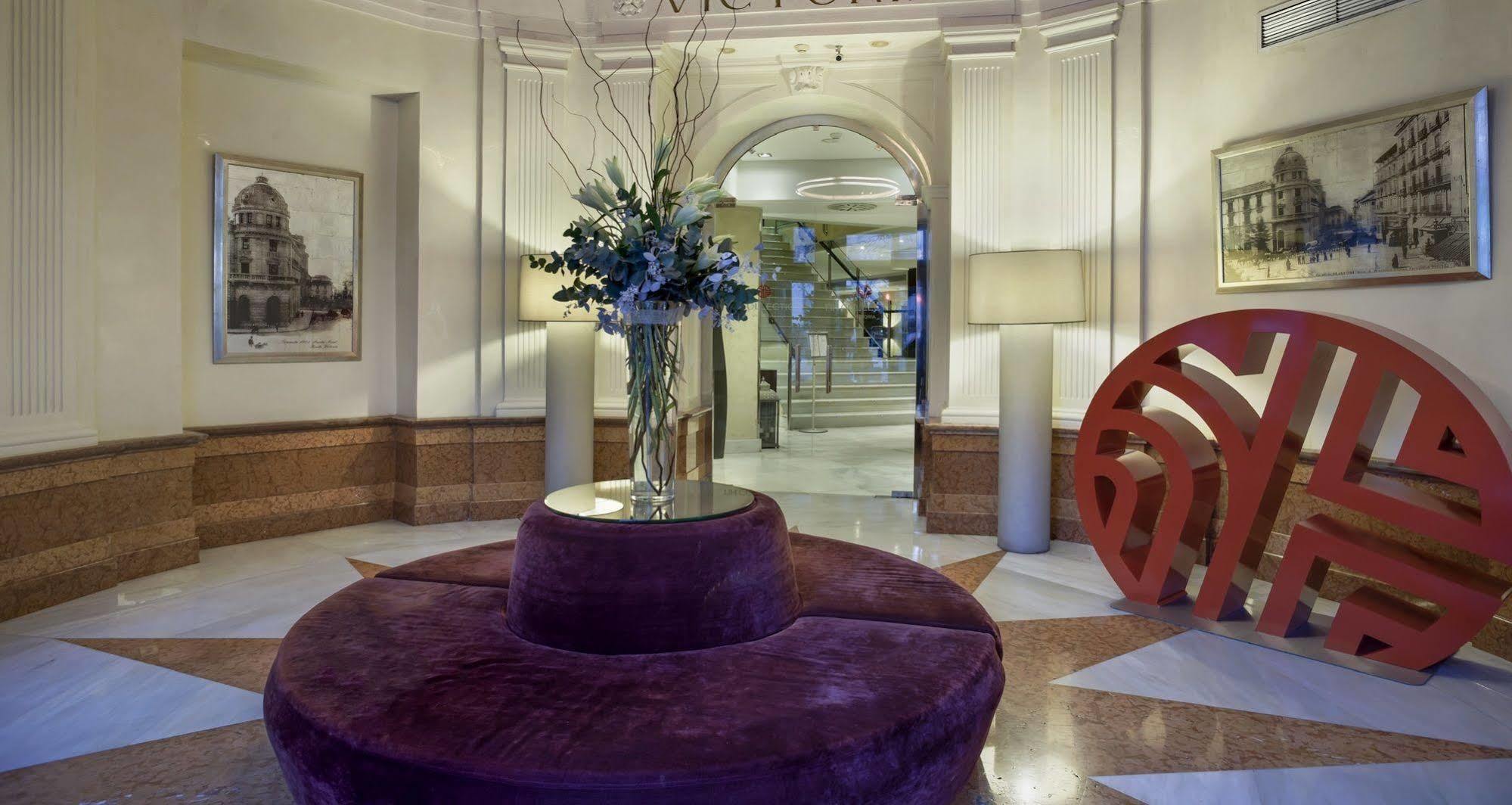 เอ็นเอช คอลเลคชั่น กรานาดา วิกตอเรีย Hotel ภายนอก รูปภาพ