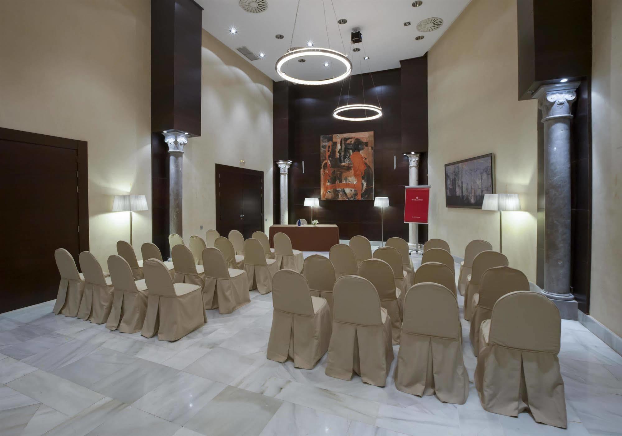 เอ็นเอช คอลเลคชั่น กรานาดา วิกตอเรีย Hotel ภายนอก รูปภาพ