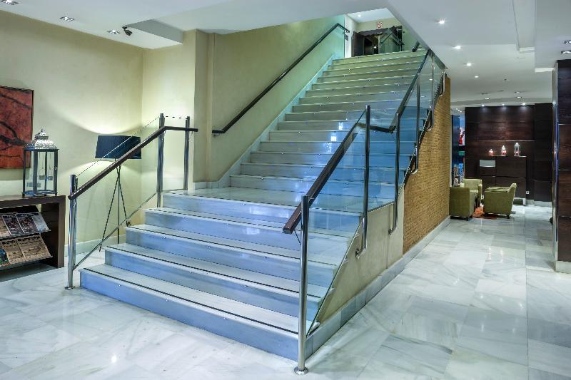 เอ็นเอช คอลเลคชั่น กรานาดา วิกตอเรีย Hotel ภายนอก รูปภาพ